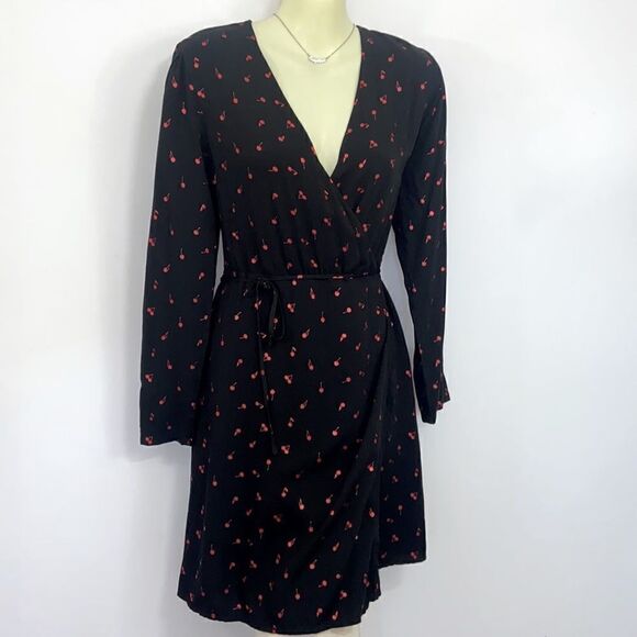 Rails Dress “Lola Metallic Cherries” Wrap Style Nwot Sz XS - Picture 6 of 8